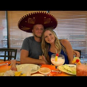 Meet your Posher, Caroline